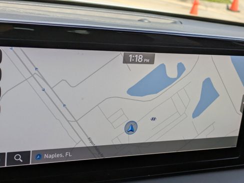 Used 2023 Hyundai Palisade Calligraphy image 29