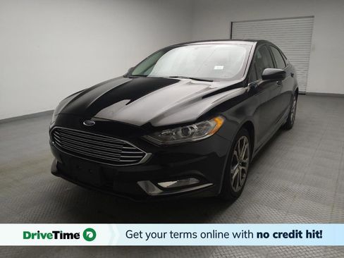 Used 2017 Ford Fusion SE w/ Equipment Group 201A image 1
