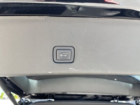 Used 2023 Chevrolet Traverse Premier w/ LPO, Cargo Package image 50