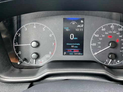 Used 2024 Toyota Corolla LE FWD image 19