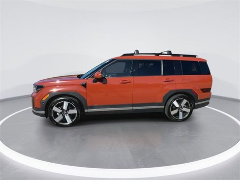Used 2025 Hyundai Santa Fe Limited image 5