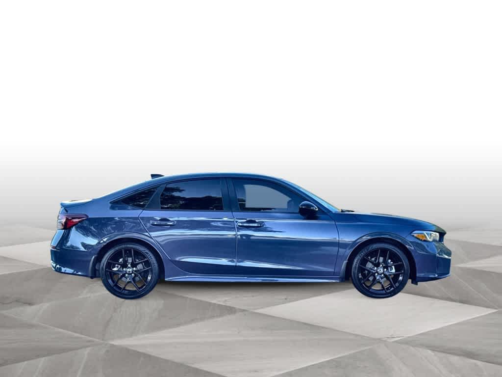 Used 2025 Honda Civic Sport image 9