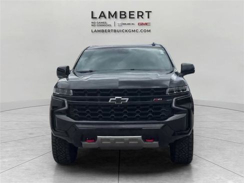 Used 2023 Chevrolet Tahoe Z71 w/ Luxury Package AWD/4WD image 2