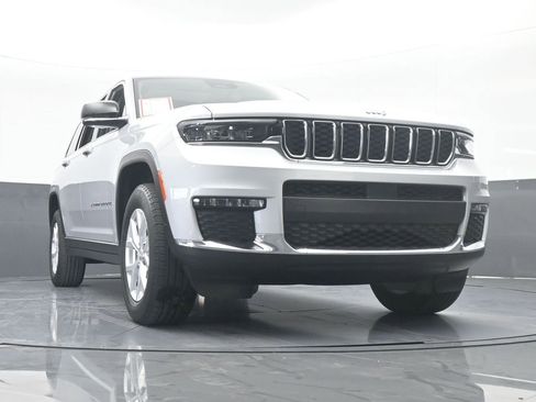 Used 2023 Jeep Grand Cherokee L Limited image 65