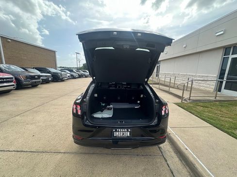 Used 2023 Ford Mustang Mach-E Premium RWD image 9