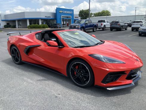 Used 2022 Chevrolet Corvette Stingray Premium Cpe w/ Battery Protection Package RWD image 2