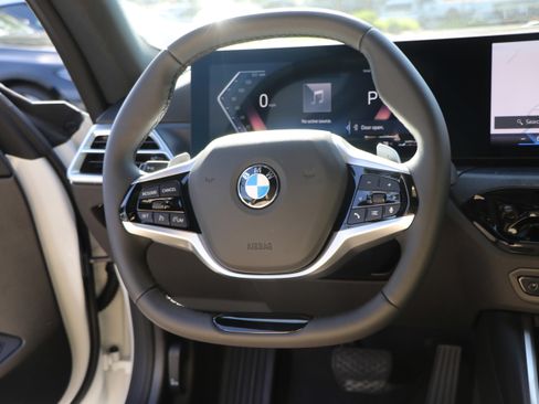 Used 2025 BMW 230i Coupe w/ Convenience Package image 30