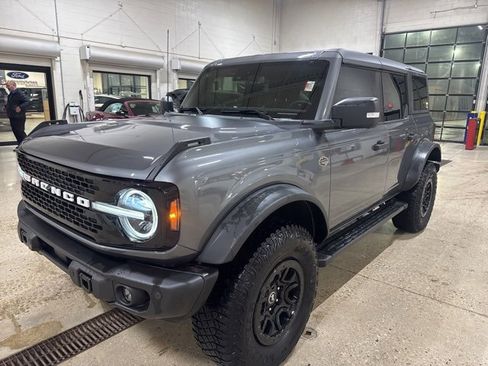 Used 2022 Ford Bronco Wildtrak image 7