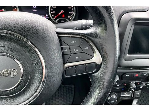 Used 2020 Jeep Renegade Limited AWD/4WD image 26