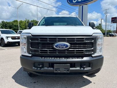 New 2026 Ford F250 XL w/ XL Off-Road Package