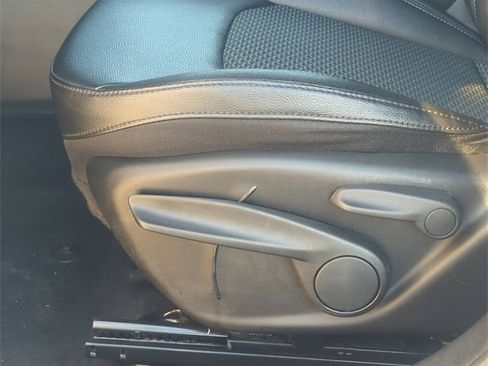 Certified 2024 Jeep Compass Latitude image 19