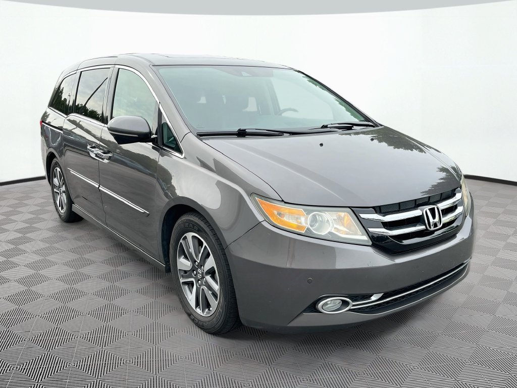 Used 2016 Honda Odyssey Touring image 3