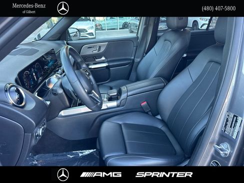 Certified 2022 Mercedes-Benz GLB 250 image 9
