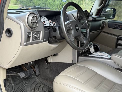 Used 2003 HUMMER H2 w/ Preferred Equipment Group AWD/4WD image 22
