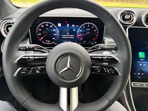 Used 2026 Mercedes-Benz GLC 300 image 18