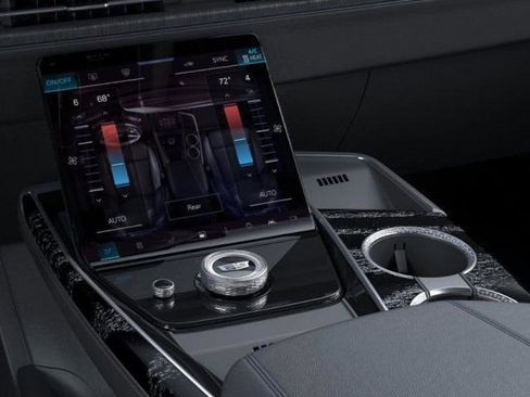 New 2026 Cadillac Escalade IQ Sport 1 w/ LPO, Floor Liner Package image 23