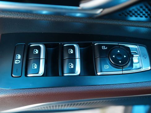 Used 2024 Kia Telluride EX w/ EX Captain's Chair Package image 28