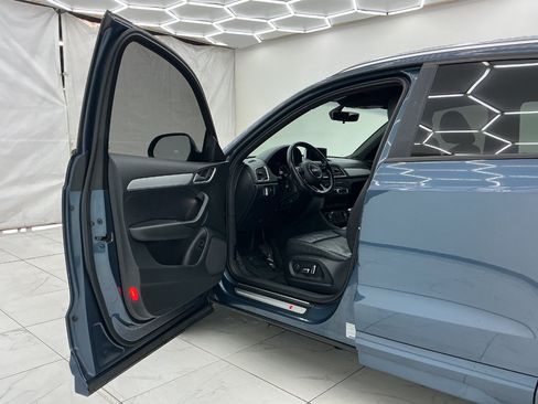 Used 2018 Audi Q3 2.0T Premium FWD image 16