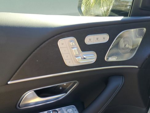 New 2026 Mercedes-Benz GLS 450 4MATIC image 21