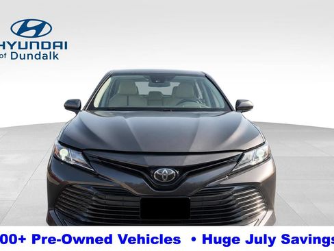 Used 2019 Toyota Camry LE FWD image 5