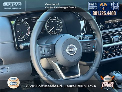 Used 2025 Nissan Pathfinder SV FWD image 7