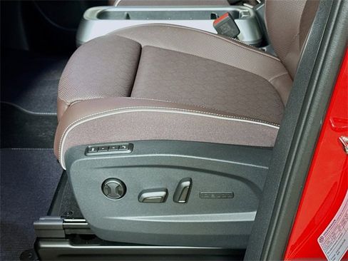 New 2025 Volkswagen ID. Buzz Pro S Plus image 17