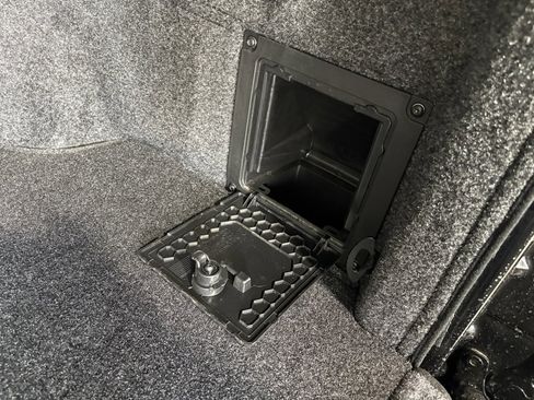 New 2025 Ford F150 Lariat w/ Equipment Group 502A High image 33