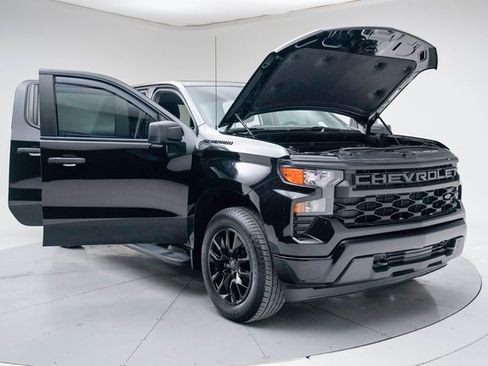 Used 2023 Chevrolet Silverado 1500 Custom w/ LPO, Dark Essentials Package image 15