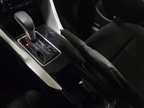 Used 2019 Mitsubishi Eclipse Cross ES image 26