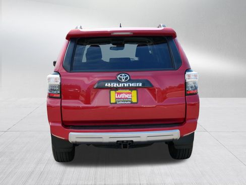 Used 2024 Toyota 4Runner TRD Off-Road Premium AWD/4WD image 6