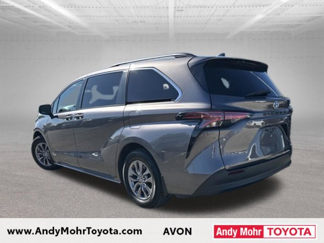 Used 2021 Toyota Sienna LE FWD image 14