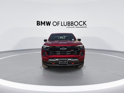 Used 2024 Chevrolet Colorado Z71 w/ Z71 Convenience Package 2 image 3