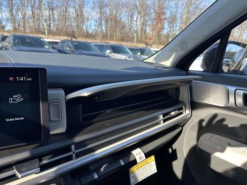 New 2026 Hyundai Santa Fe SE AWD/4WD image 18