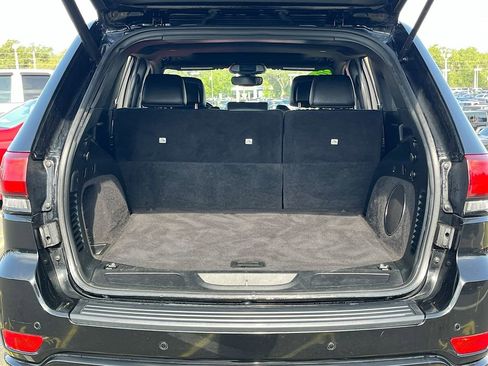 Certified 2019 Jeep Grand Cherokee Altitude RWD image 26