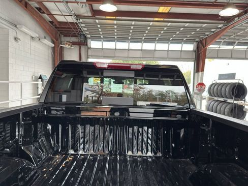 New 2026 Chevrolet Silverado 1500 LT w/ Z71 Off-Road Package image 11