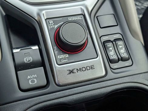 Used 2020 Subaru Forester Premium AWD/4WD image 24