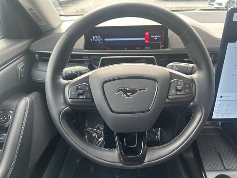 Used 2025 Ford Mustang Mach-E Select w/ Comfort Package Lite AWD/4WD image 17