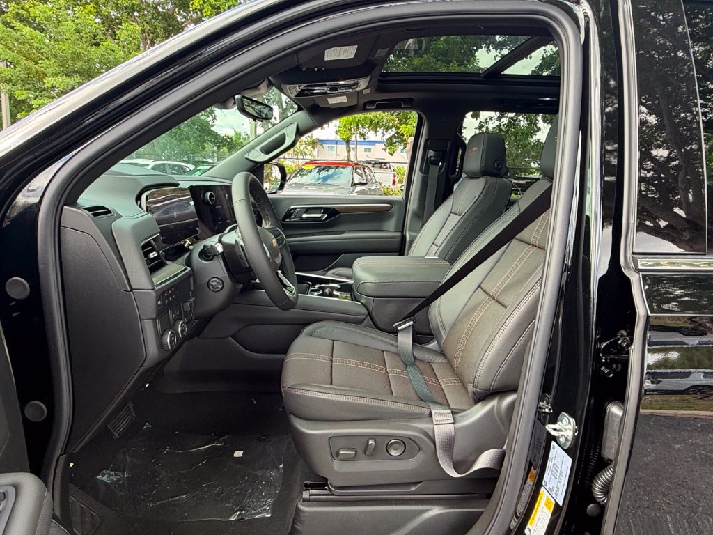 New 2026 Chevrolet Tahoe High Country RWD image 9