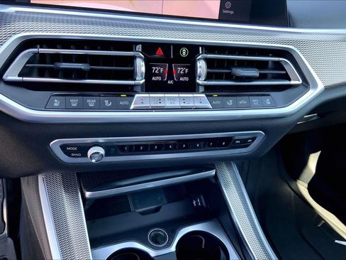 Used 2020 BMW X5 M50i w/ Executive Package AWD/4WD image 32