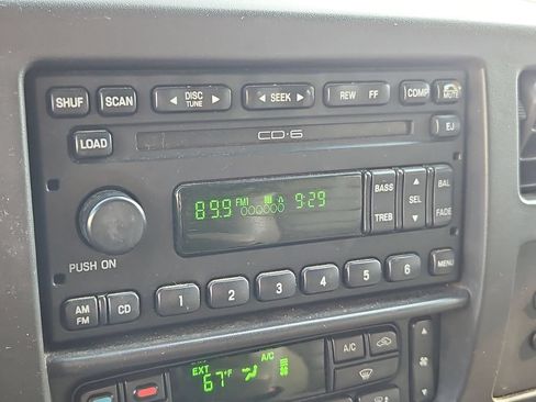 Used 2005 Ford Excursion Limited AWD/4WD image 22