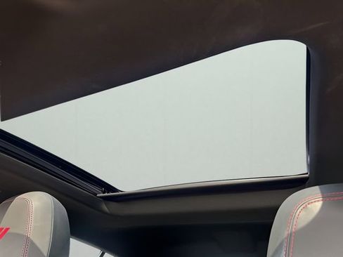 Used 2024 Dodge Hornet R/T Plus image 29