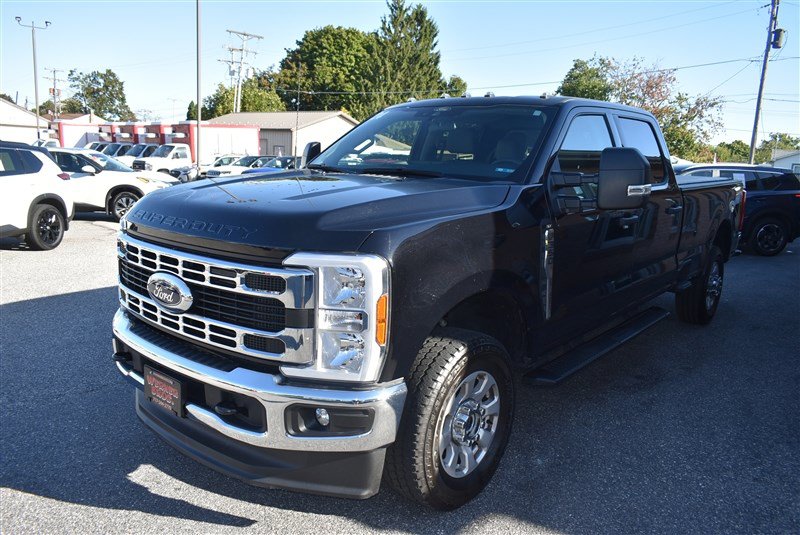 Used 2024 Ford F350 XLT AWD/4WD image 9