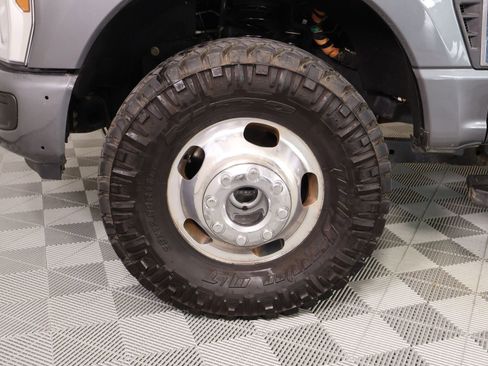 Used 2025 Ford F350 XLT w/ FX4 Off-Road Package AWD/4WD image 16