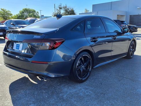 Certified 2025 Honda Civic Sport image 24