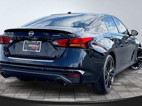 Certified 2022 Nissan Altima 2.5 SR w/ Midnight Edition Package image 14