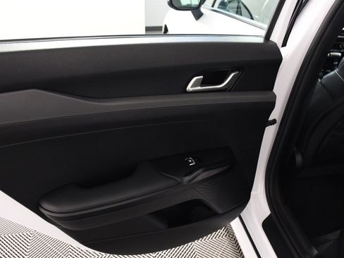 Used 2022 Kia K5 GT-Line image 25