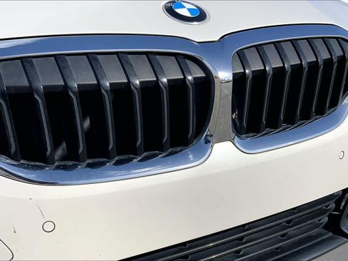 Used 2022 BMW 330i Sedan w/ Premium Package 2 RWD image 29