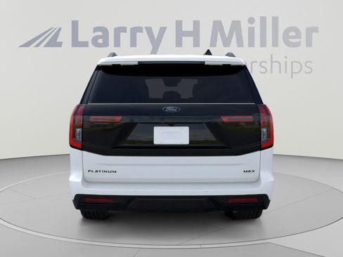 New 2026 Ford Expedition Max Platinum w/ Stealth Appearance Package AWD/4WD image 5