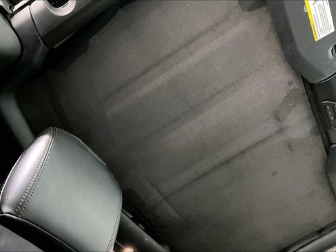 Used 2020 Jeep Wrangler Unlimited Sahara image 20