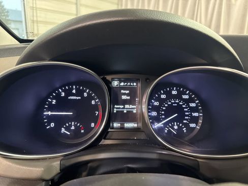 Used 2018 Hyundai Santa Fe SE image 21